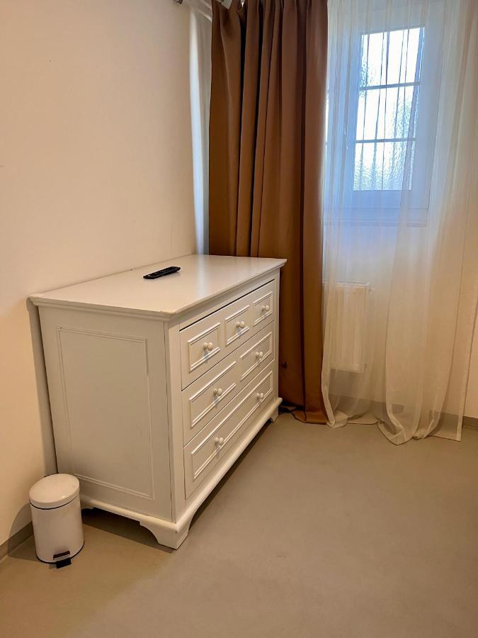 Budget Room Free Parking Pratteln Dış mekan fotoğraf